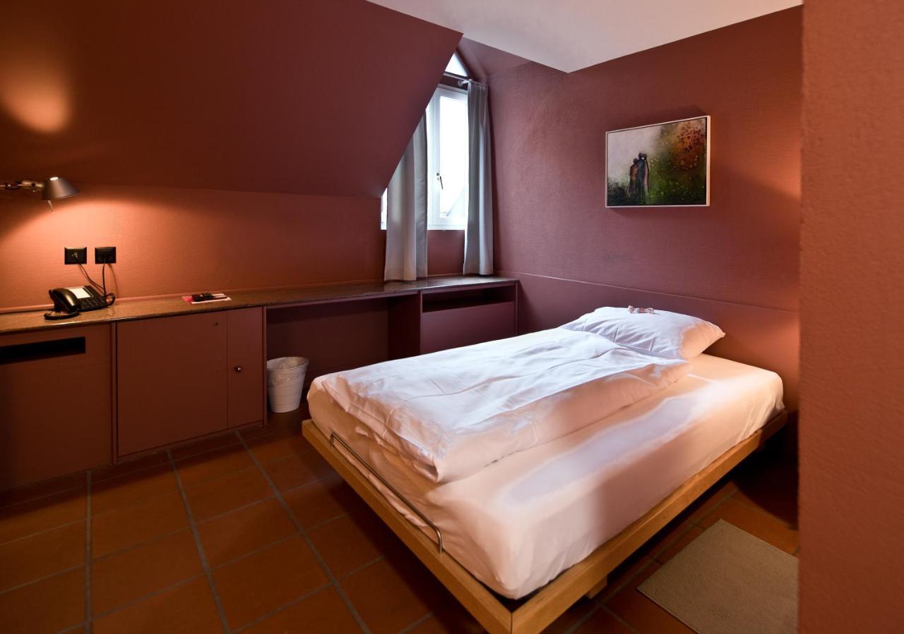 Hotel Sonne Sissach Exterior photo